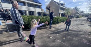 Lees meer over het artikel Eiergooien